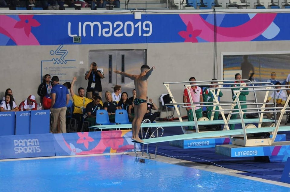 Clavadista puertoplateño Frandiel Gómez recibe beca para entrenar en Rusia tras gran actuación en Panamericanos de Lima