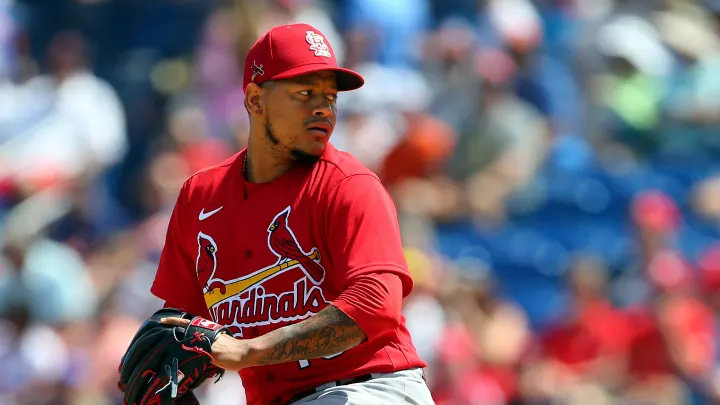 Rumoran lanzador puertoplateño Carlos Martínez es atractivo principal en un cambio entre Yankees y Cardenales