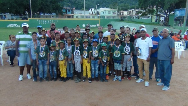 Liga José Tatis de Puerto Plata realiza tradicional premiación a sus atletas más destacados en el 2019