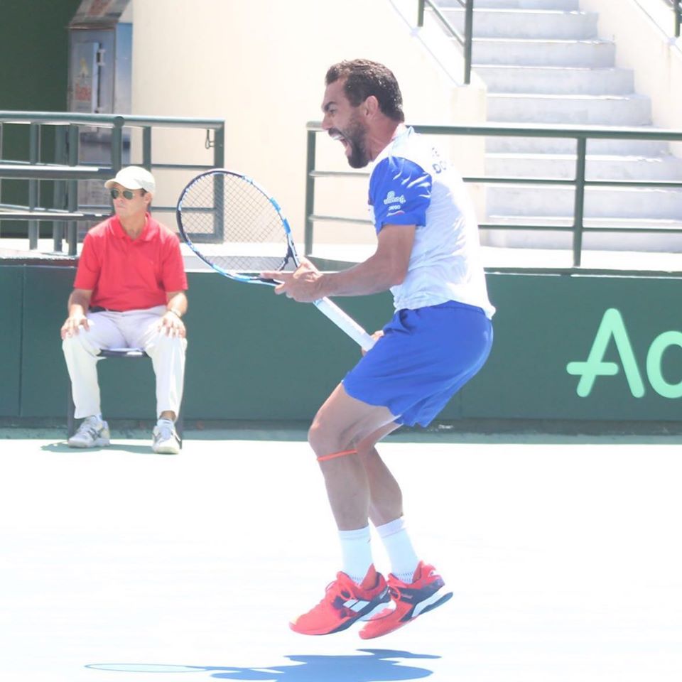 Víctor Estrella Burgos se queja de la Federación Dominicana de Tenis