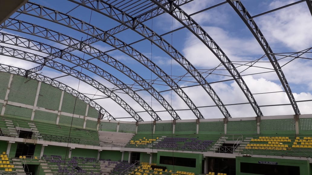 Reparación techado Fabio Rafael González “va a paso de tortuga”, estiman no estará terminado en fecha prometida