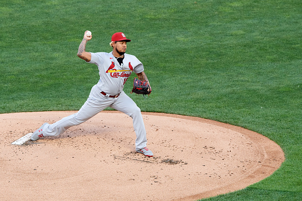 Pitcher puertoplateño Carlos Martínez volvió a lanzar en Grandes Ligas con Cardenales de San Luis