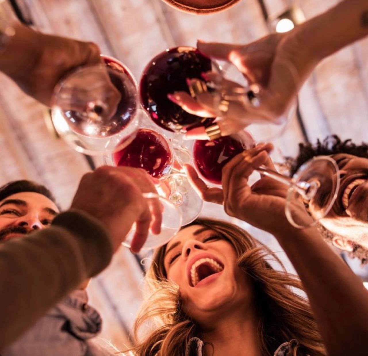 Has escuchado “el que se junta con cojos al año cojea” 