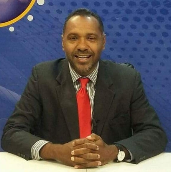 Cuatro Duras Verdades en Relación al Parador Fotográfico de Puerto Plata...