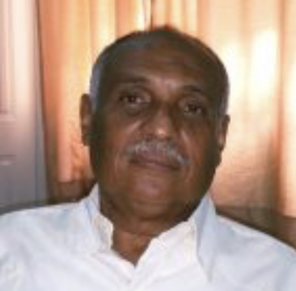 José Ignacio Paliza Nouel: político de la cabeza a  los pies (1—2)