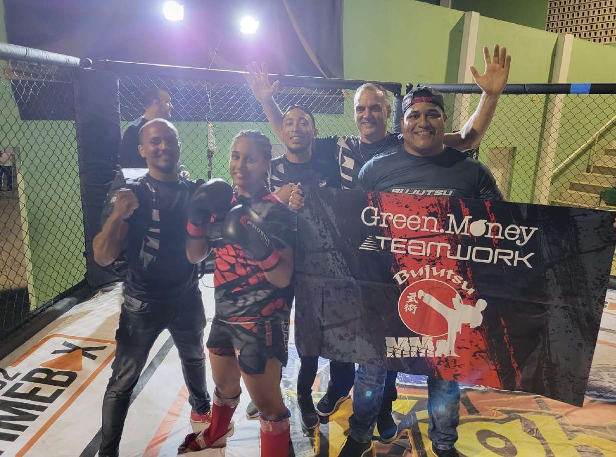 Peleadora puertoplateña se corona campeona por cuarta vez consecutiva tras derrotar colombiana