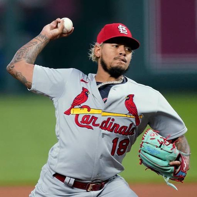 Pícher puertoplateño Carlos Martínez (El Tsunami) lanzará este sábado con los Tiburones del Norte 