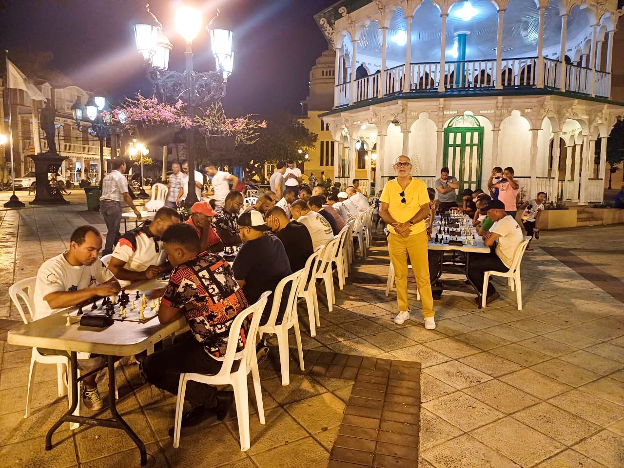 Con masiva participación Club de Ajedrez German Camarena realiza torneo Blitz