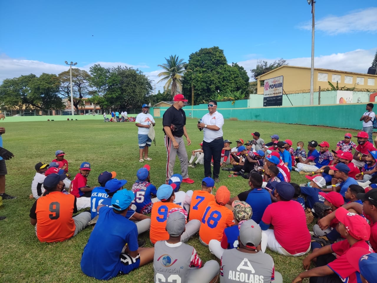 Internacional Sport Foundation & Lessport Academy Realizara Clínica de Beisbol