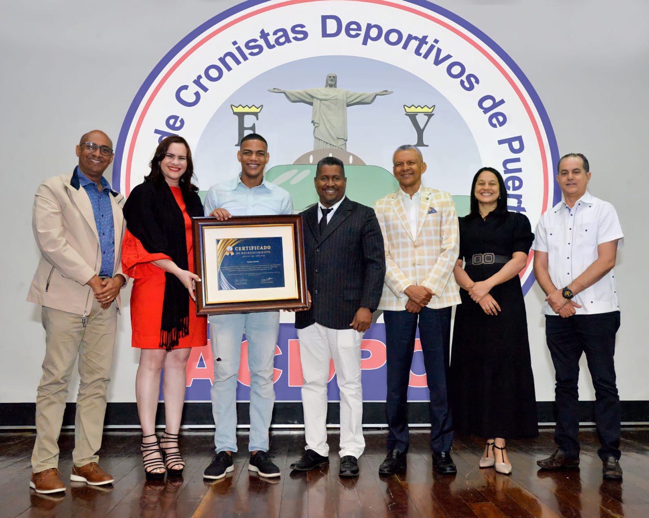 Carela y Rae ganan premios del Atleta y Cronista del año de la ACDPOP 