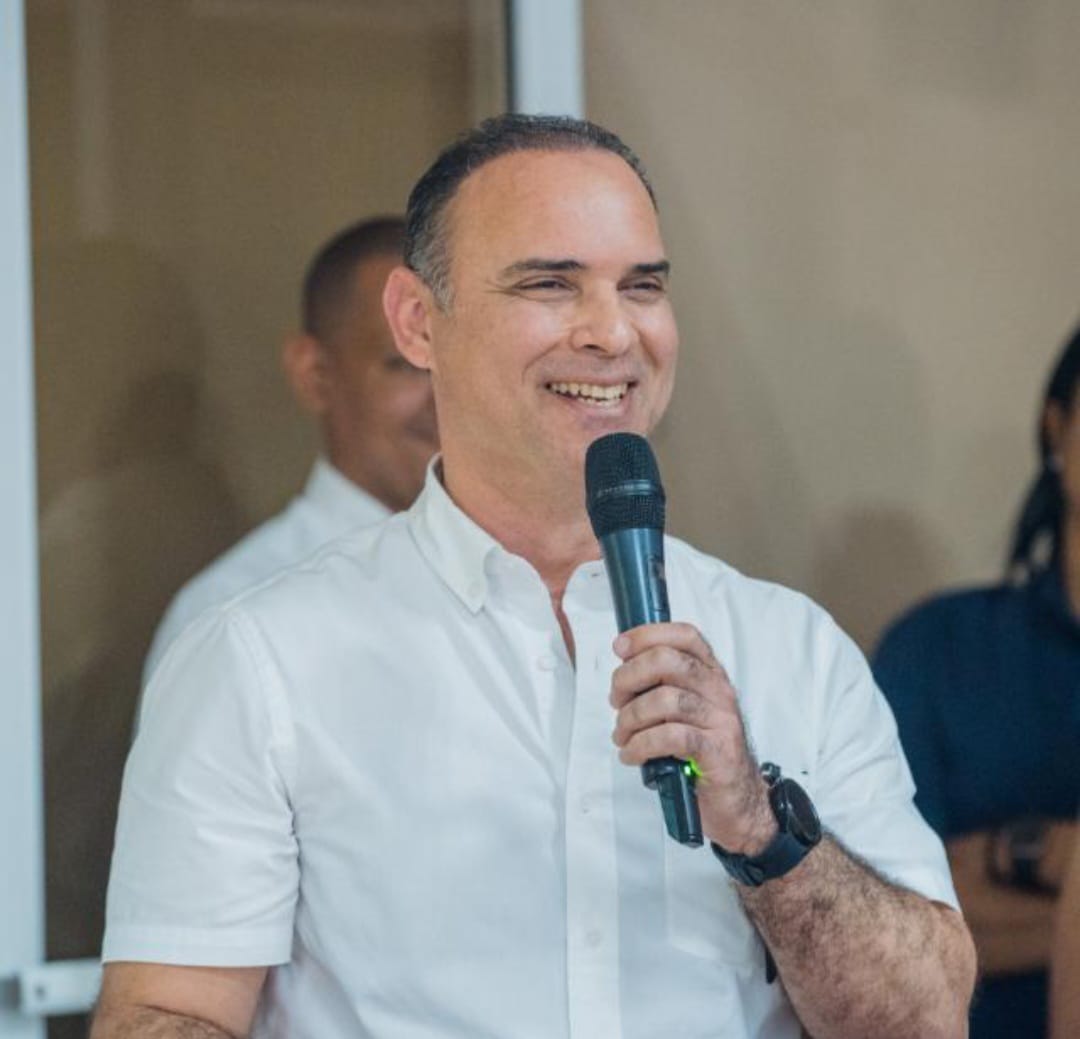 Juramentan a Emil Durán como presidente del Comité de Honor del Torneo de Baloncesto de Puerto Plata 2023