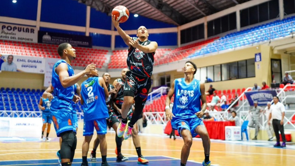        Empezó 1er Torneo Baloncesto de Segunda División de ABAPPLATA; Lobos y Trenes inician con victorias   