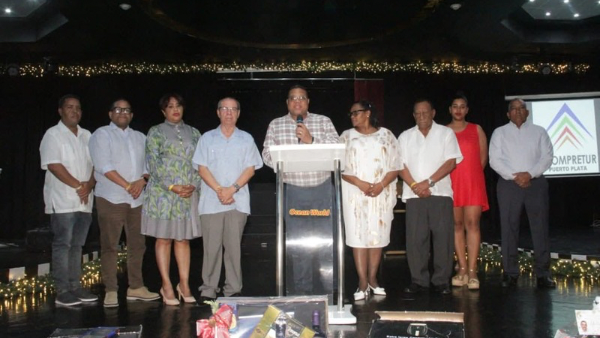 ADOMPRETUR Puerto Plata celebra encuentro navideño con sus miembros y relacionados