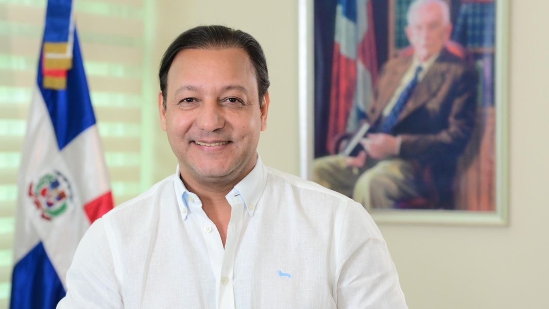 Abel Martínez llama al Gobierno a intervenir de urgencia ante crisis de agua que afecta a Santiago 