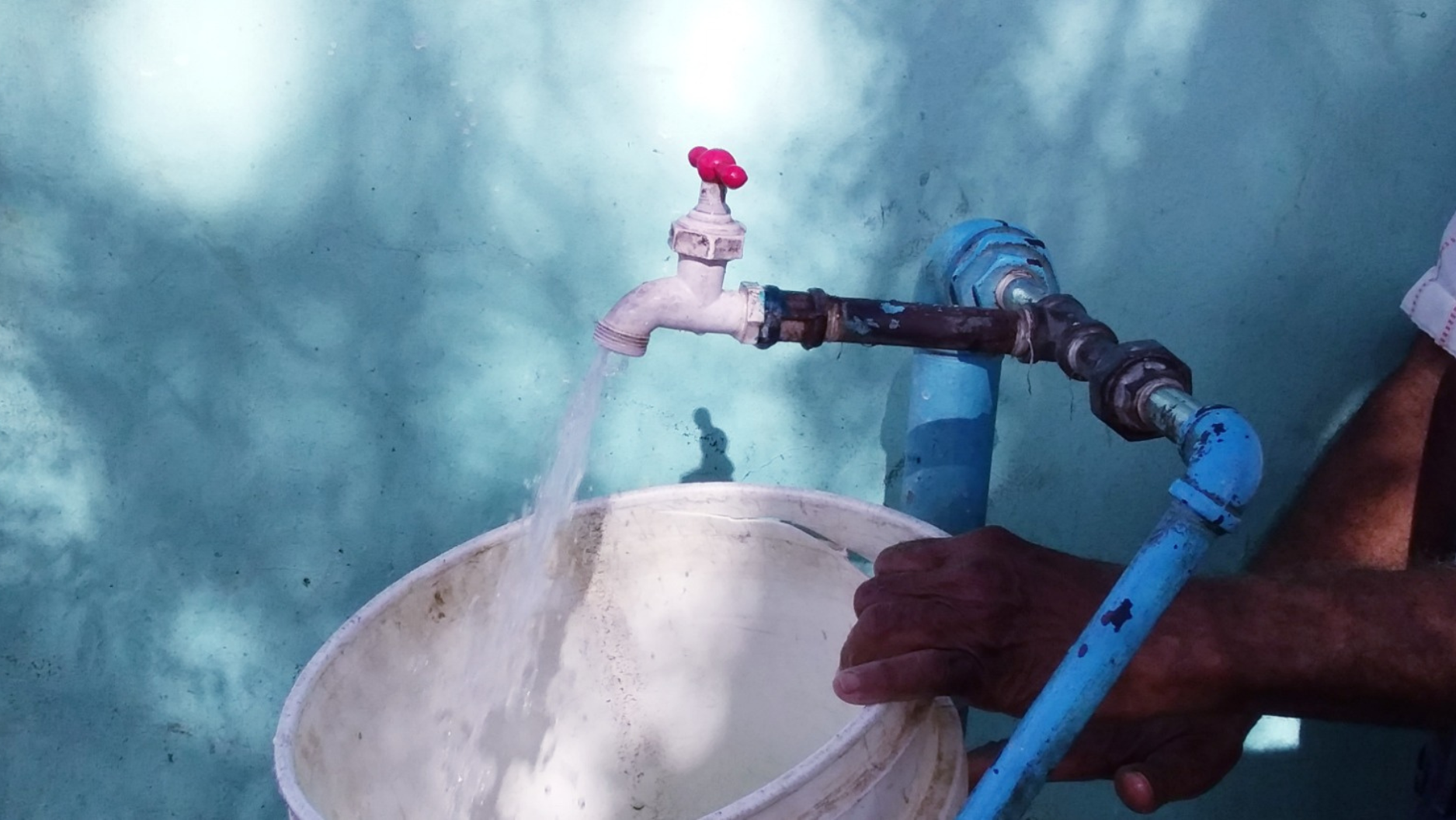 CORAASAN restablece bombeo tras reparar avería en línea matriz acueducto en Sabana Iglesia  