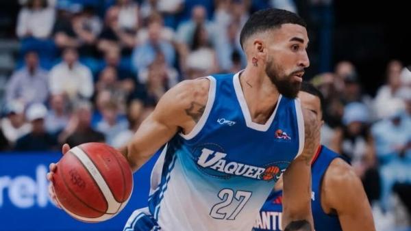       Puertoplateño Chris Duarte lidera victoria de Bayamón sobre Santurce en baloncesto de Puerto Rico   