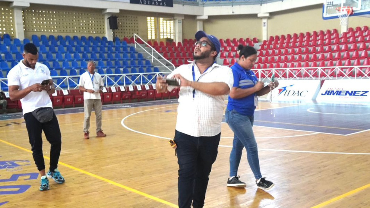   MIDEREC y ONESVIE inspeccionan estado de instalaciones Complejo Deportivo de Puerto Plata  