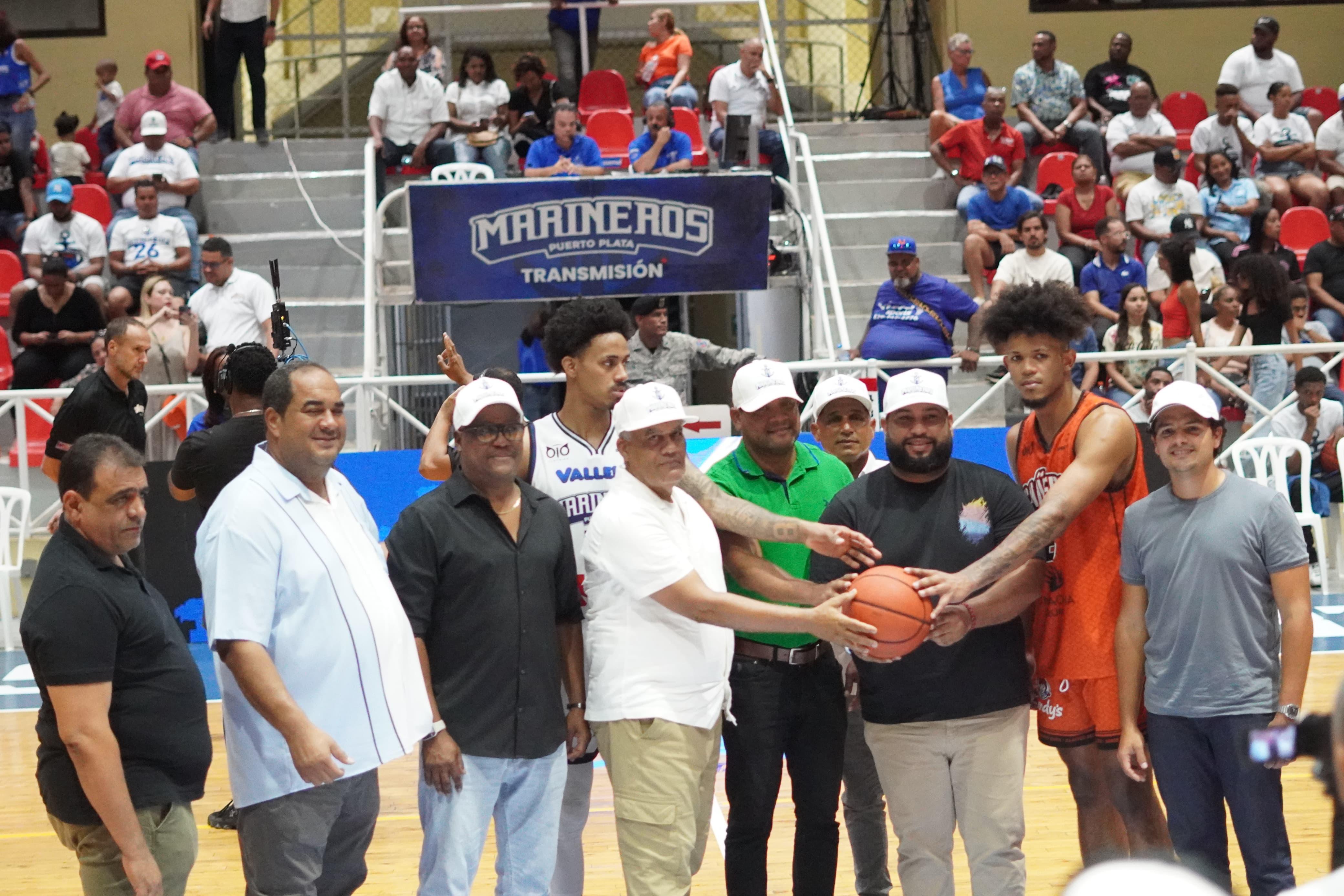 Marineros de Puerto Plata reconocen labor del comité ejecutivo de ABAPPLATA