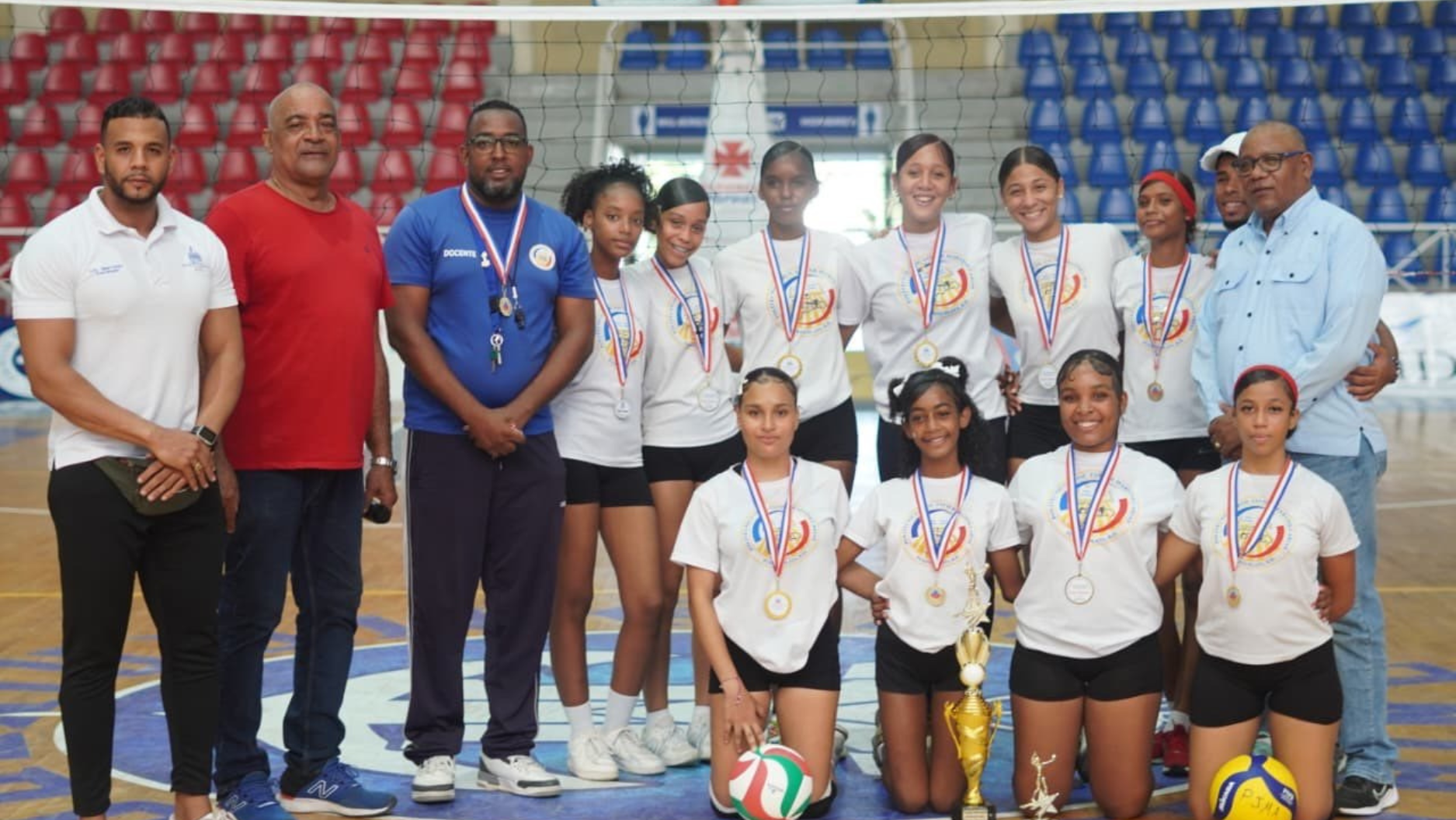    Realizaron con éxito rotundo 1ra. Copa Escolar de Voleibol Femenino en Puerto Plata  