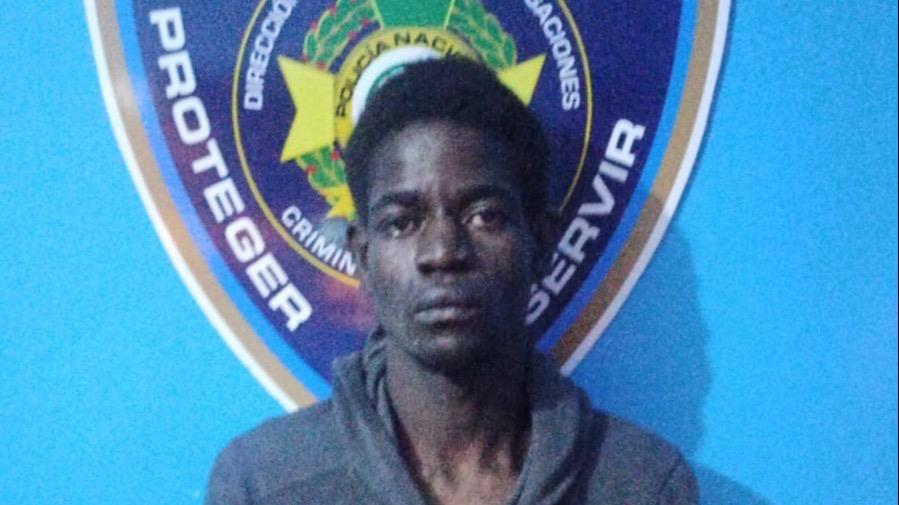 Policía apresa a hombre acusado de robos en bancas de lotería en Puerto Plata