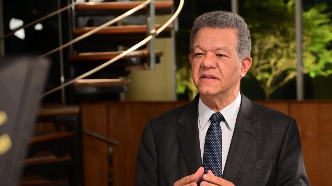 Leonel Fernández invita a la reflexión, la unidad y la solidaridad durante Semana Santa