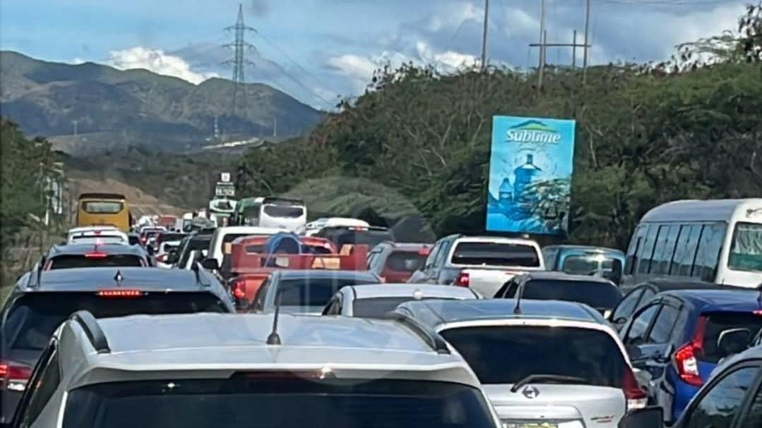 Miles de vacacionistas retornan a sus destinos tras Semana Santa en Puerto Plata