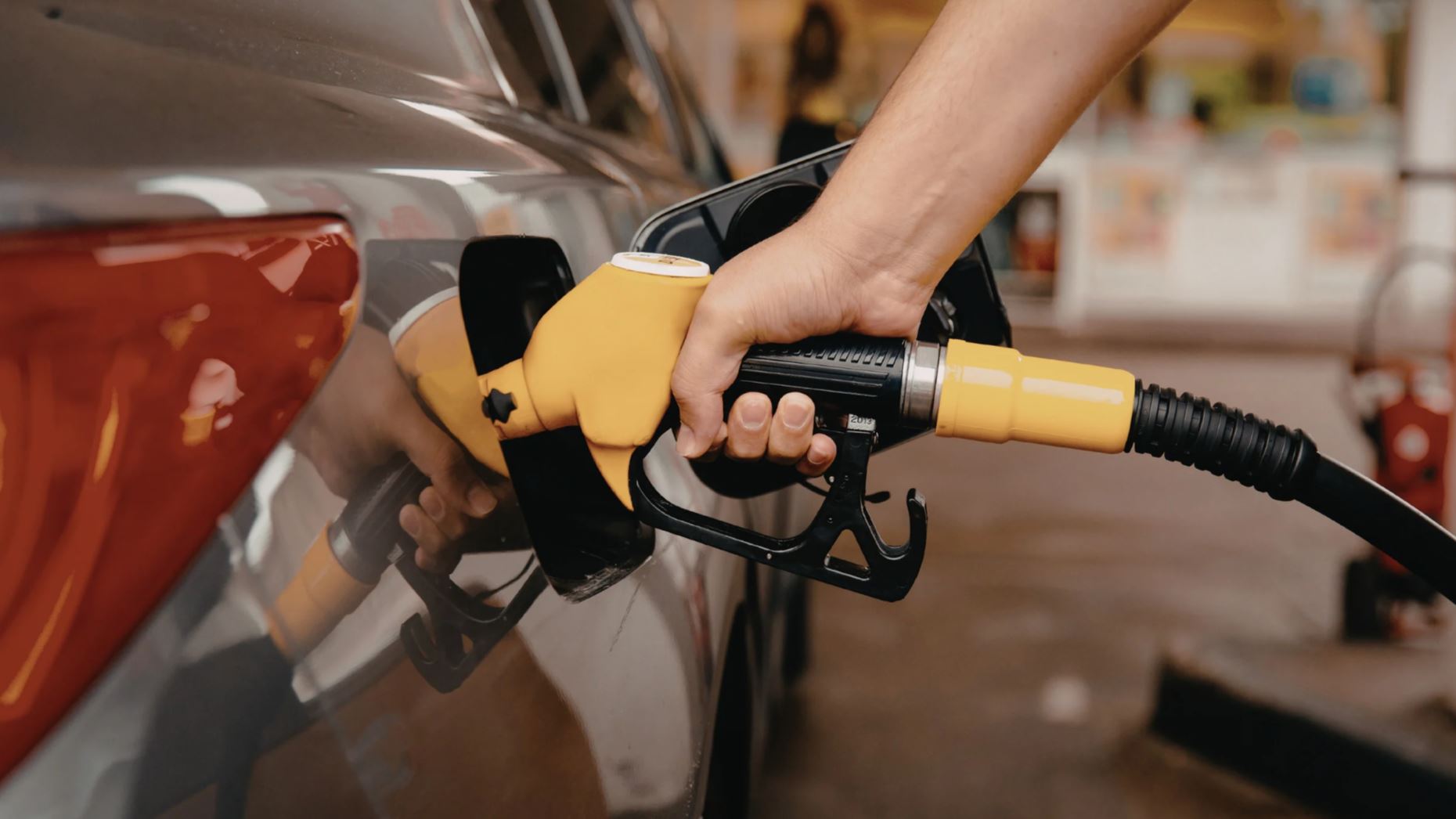 Combustibles siguen subiendo: gasolina premium aumenta RD$9.00 y la regular RD$7.00