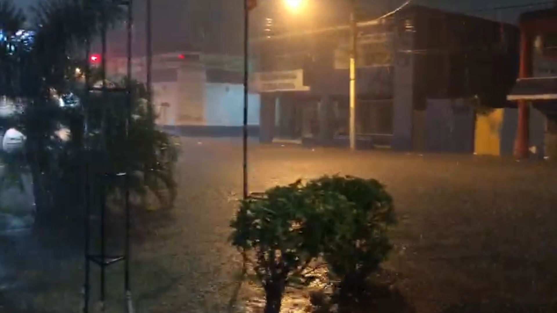 Lluvias intensas provocan inundaciones urbanas en varios sectores de Puerto Plata