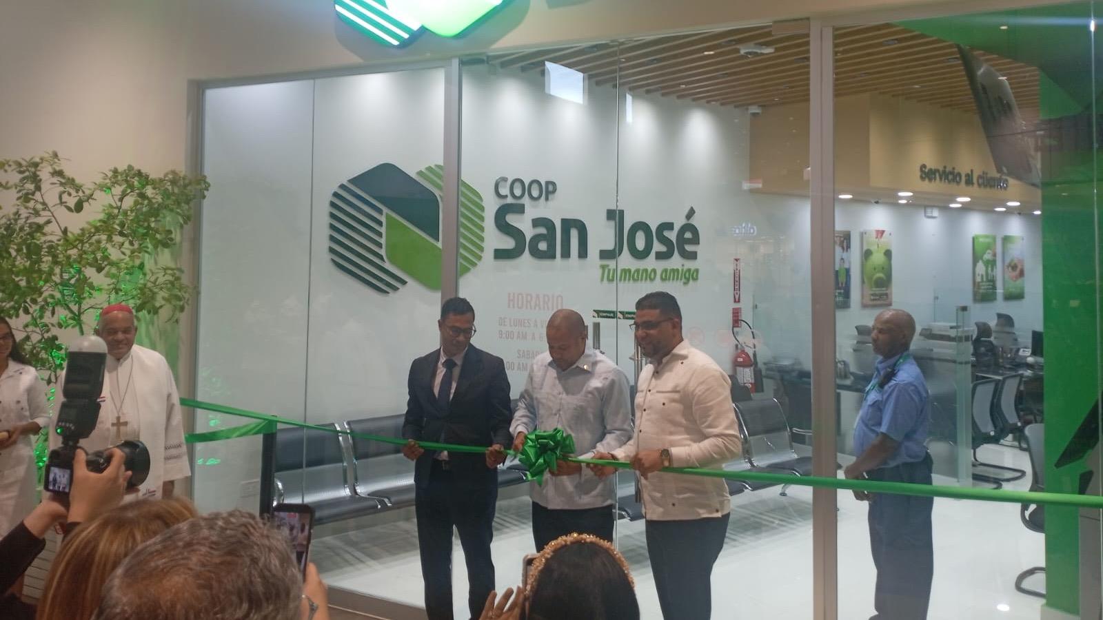 Abren sucursal de la Cooperativa San José en nueva plaza Cedaky Mall de Puerto Plata