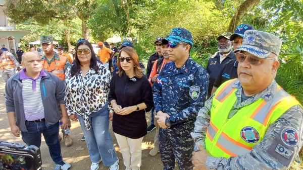        Autoridades, organismos de seguridad y socorro intensifican búsqueda de niña desaparecida en paraje de Imbert  