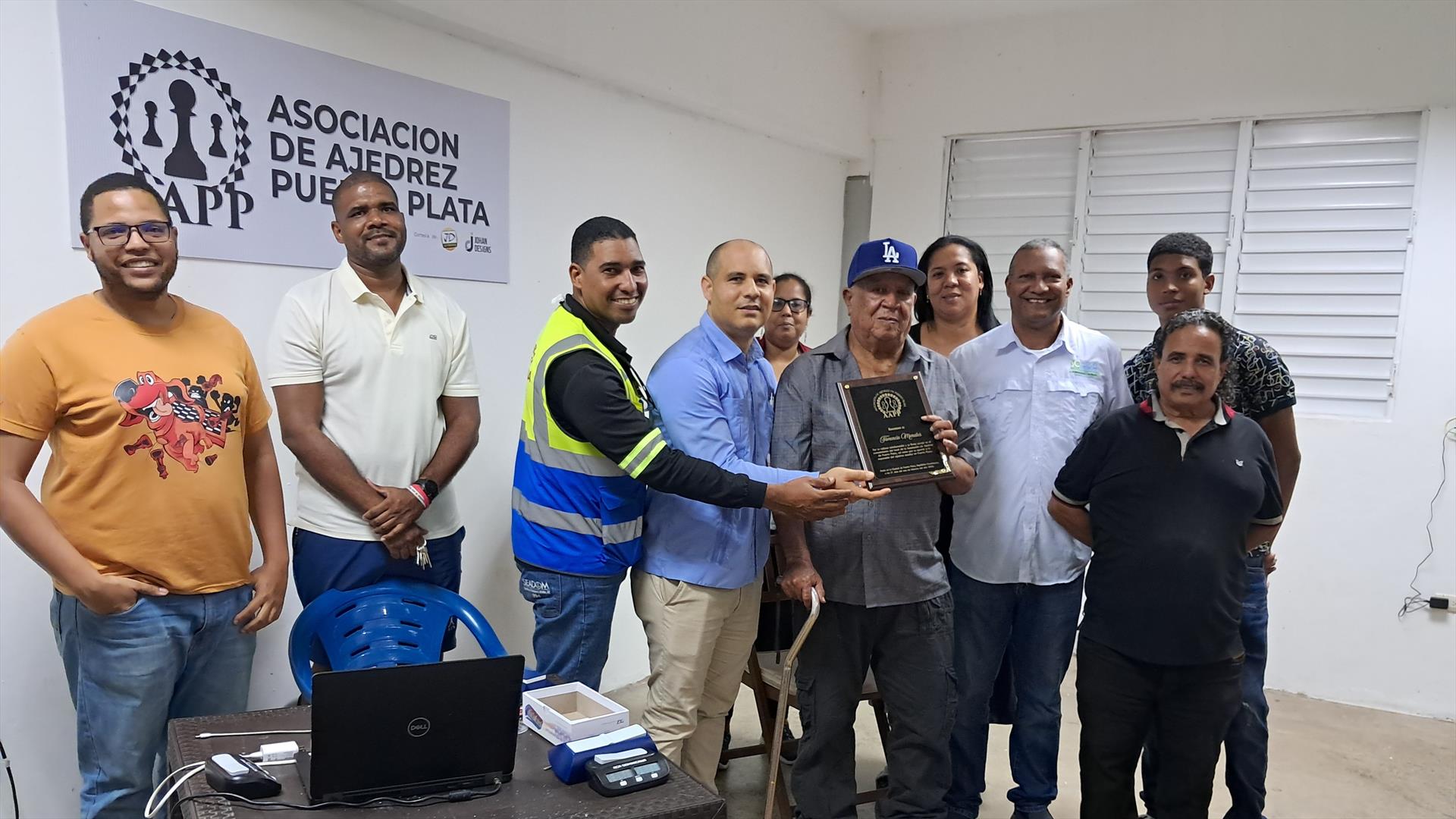 Asociación de Ajedrez realiza torneo dedicado al profesor Florencio Morales