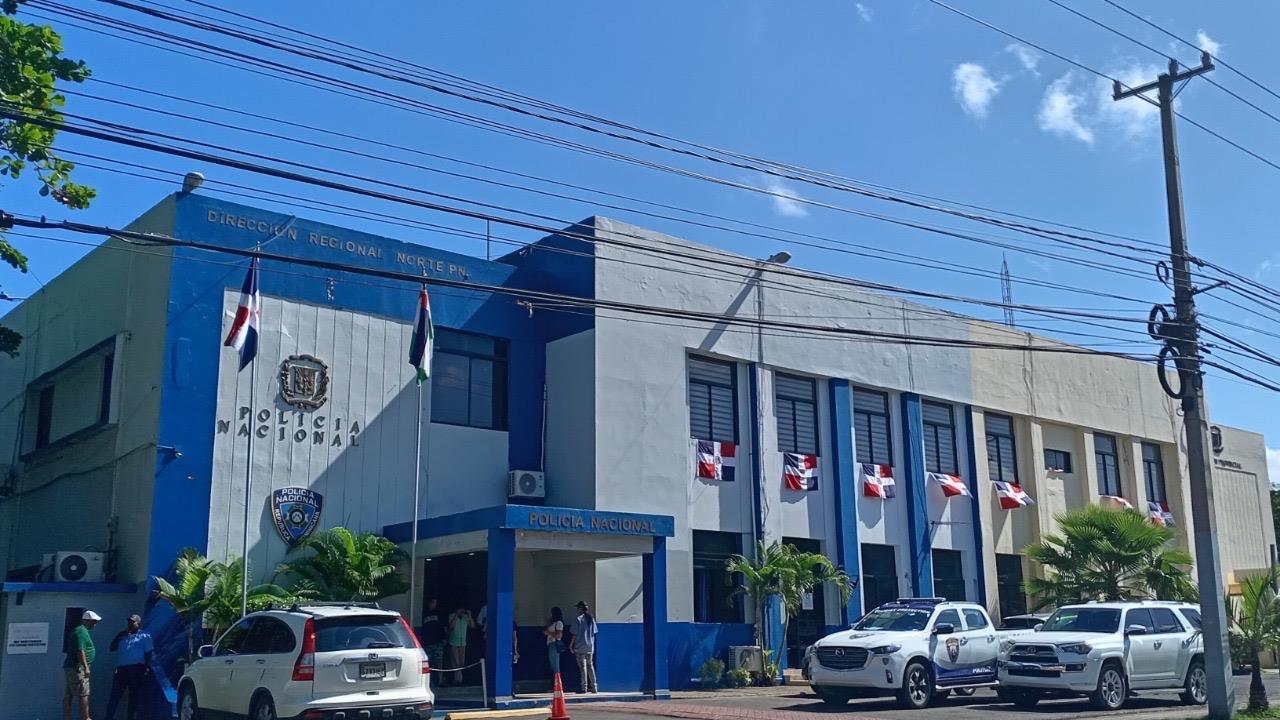 Policía Nacional apresa en Yásica Arriba a dos individuos que robaron una motocicleta en La Romana