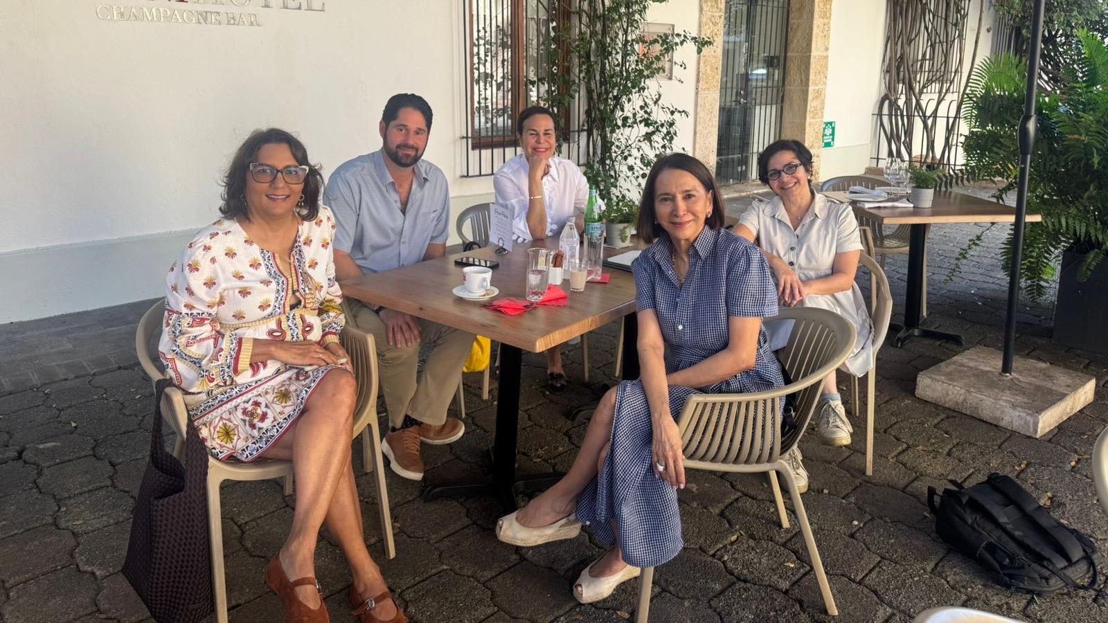 Mar de Palabras y el Clúster Turístico de Santo Domingo se alían para impulsar el turismo cultural