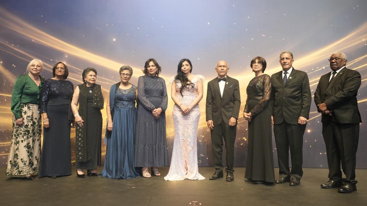 Ministerio Público entrega “Premio al Mérito” a diez fiscales de amplia trayectoria