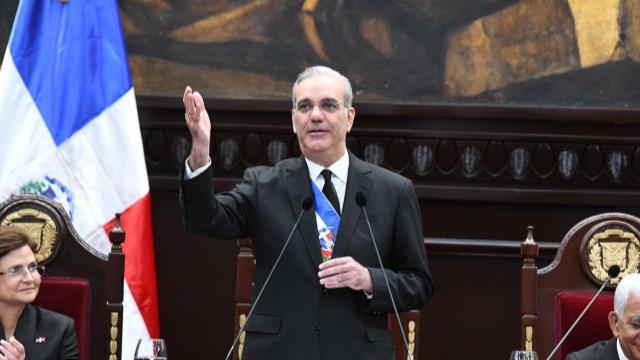 Presidente Abinader destaca reducción de la pobreza, lucha contra la corrupción y obras en discurso de rendición de cuentas