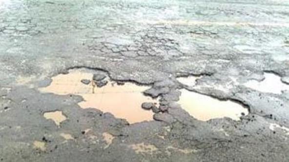 Critican dejadez de Obras Públicas ante pésimas condiciones de la carretera Imbert–Guananico