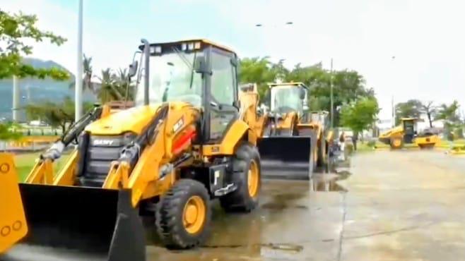 Llegó a Puerto Plata flotilla de equipos pesados donados por el gobierno para la Mancomunidad Edilicia