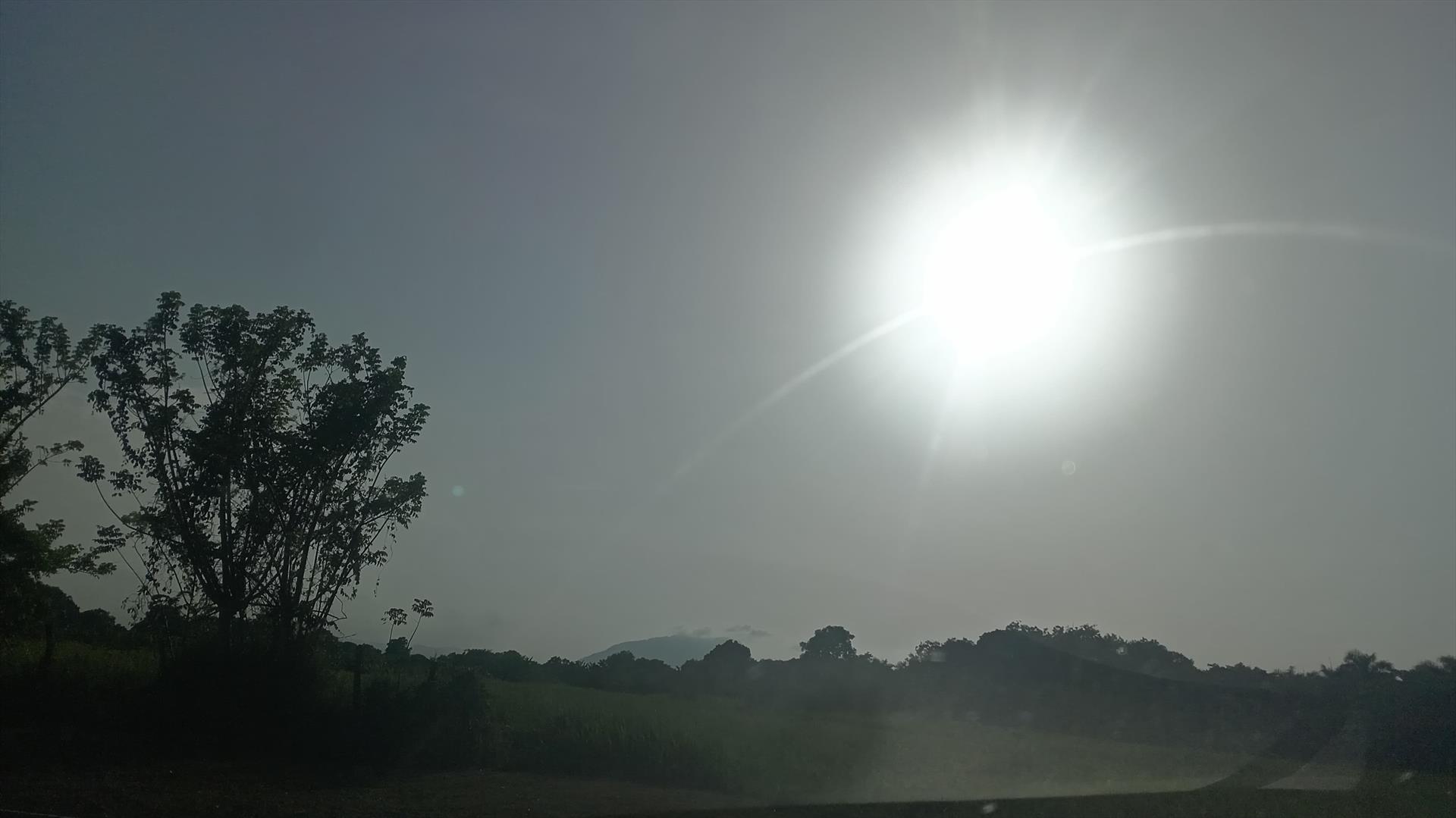 Polvo del Sahara incrementa la sensación térmica y las temperaturas calurosas en Puerto Plata; exhortan a la población a hidratarse