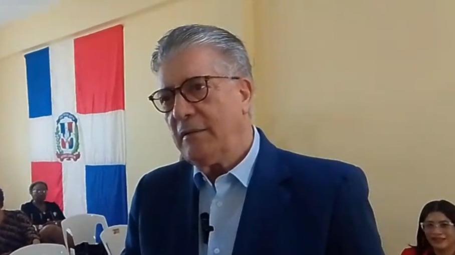 Roberto Santana encabeza reunión con directivos del Centro Penitenciario San Felipe y sectores comunitarios