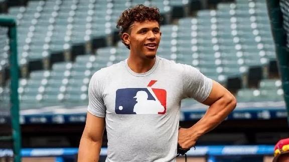 Puertoplateño Erik González ingresa al equipo de RD para el Clásico Mundial de Béisbol; sustituye al lesionado Jeremy Peña