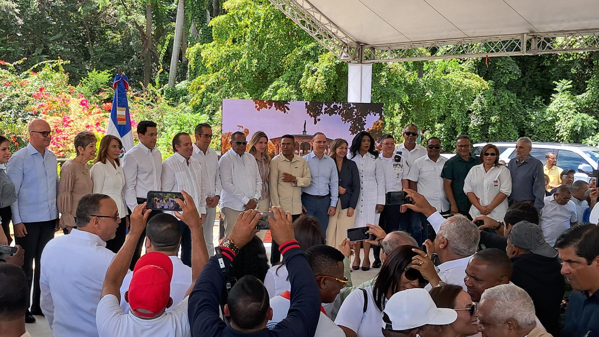 Gobierno formaliza licitación para construcción de nuevo teleférico de Puerto Plata y deja sin efecto fideicomiso