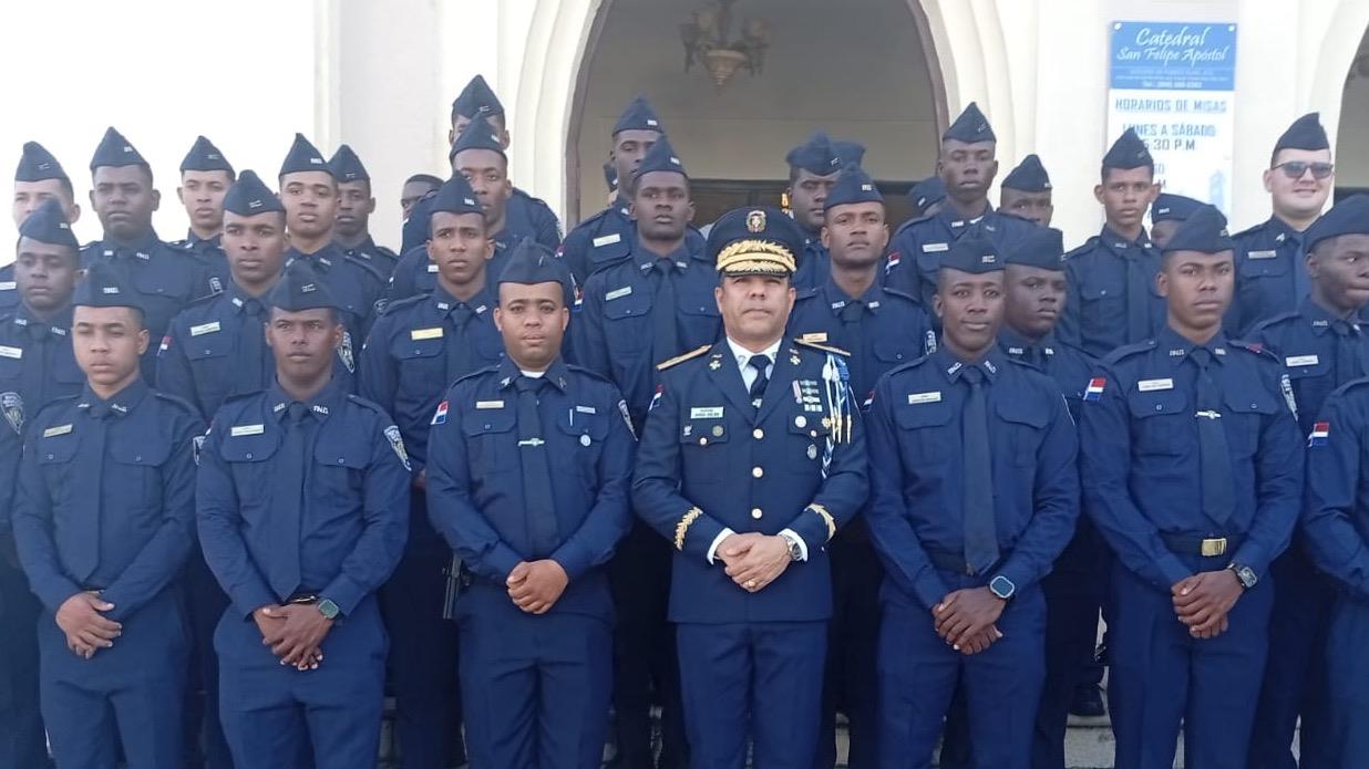 Regional Norte de la Policía celebra el 90 aniversario de la institución con misa en Puerto Plata