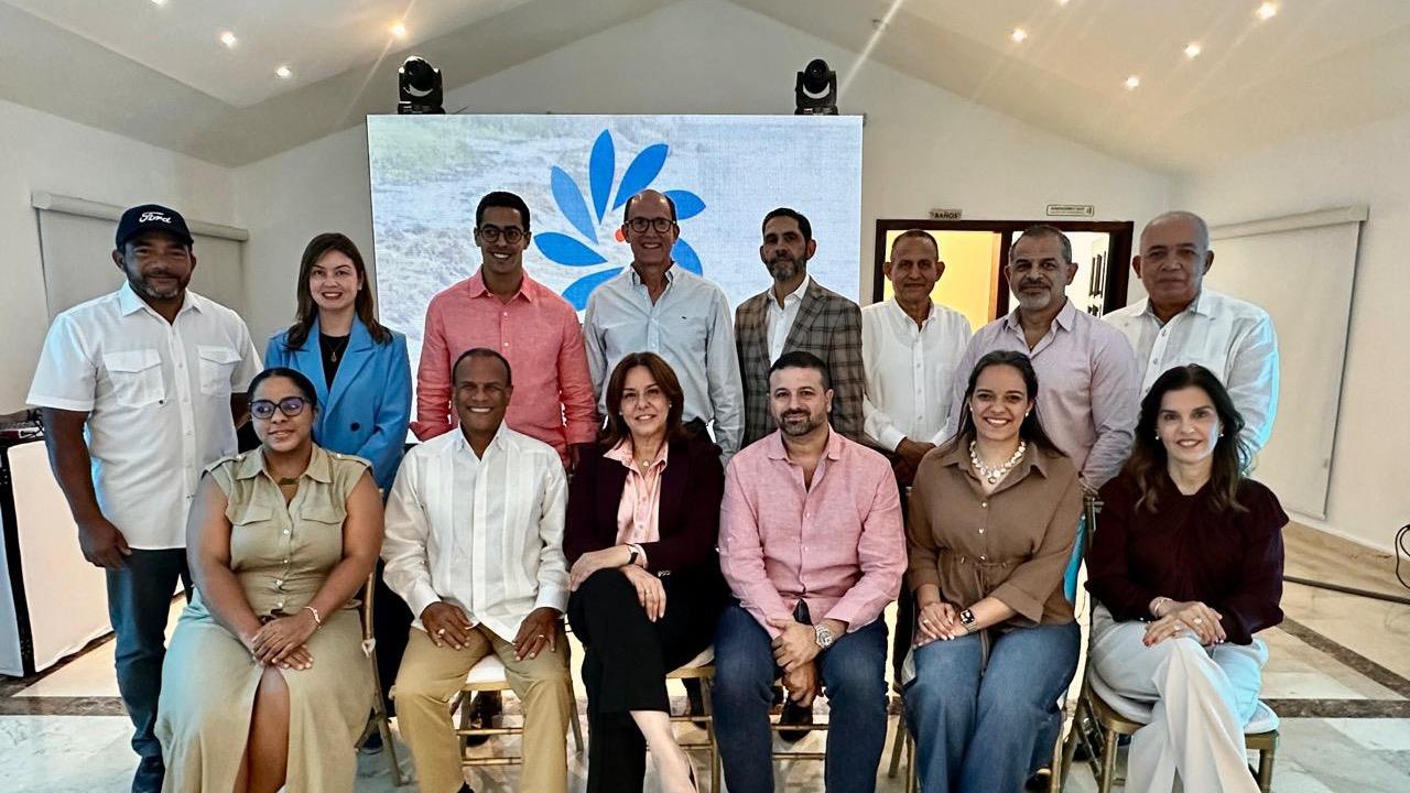 Birgitt Heinsen es reelecta presidenta del Clúster Turístico de Puerto Plata para el período 2026–2028