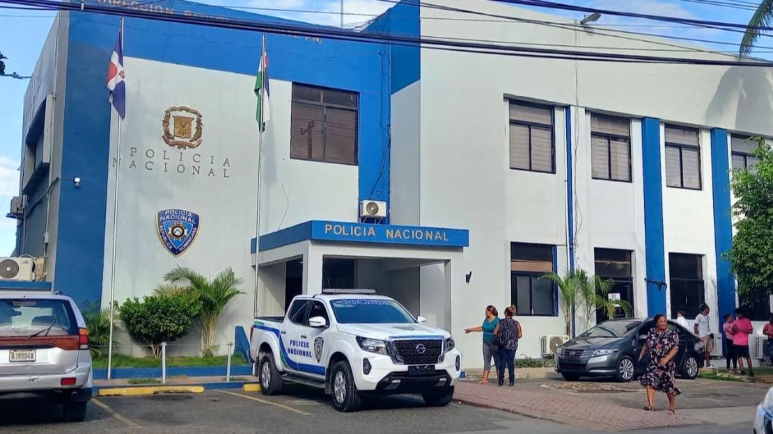 Se entrega a la Policía Nacional sujeto acusado de balear a joven en sector Bello Costero